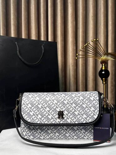 Torbe: Tasne 
pk na lalafo.rs — 5 Torbe: Tasne 
pk — 5