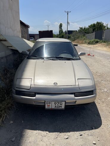 мазда премасси: Mazda 323: 1991 г., 1.6 л, Механика, Бензин