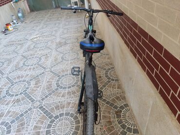 velosiped oturacaqlari: İşlənmiş Şəhər velosipedi 28", Ünvandan götürmə