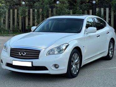 Infiniti: Infiniti M37: 3.7 l | 2013 il 109000 km Sedan