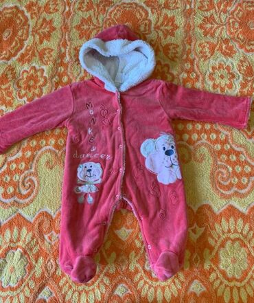 одежды для малышей: Комбинезон теплый на возраст до 5 месяцев. В хорошем состоянии, цена