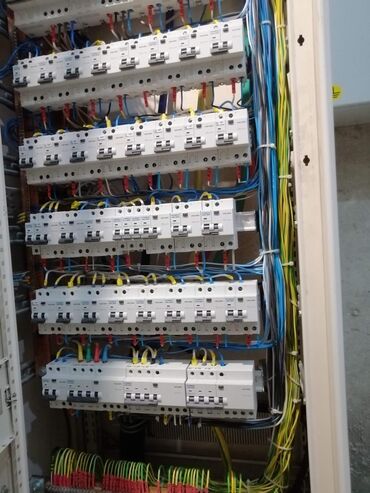 Электрики: Электрик | Электромонтажные работы Больше 6 лет опыта — 10