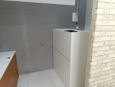 Digər kommersiya daşınmaz əmlakı: Neftçilər metrosunun çıxışında mağaza icarəyə verilir — 7