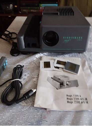 Sintezatorlar: - Yamaha PSR-520 sintezator: 61 klaviş, LCD ekran, çoxsaylı ritm və — 3