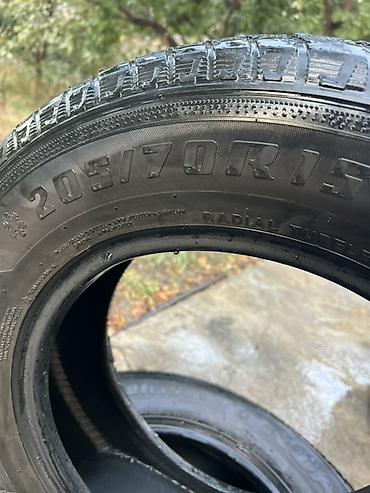 215 70 15 шины: Две автомобильные шины 205/70 R15 2шт- 3500 сом - Размер: 205/70 — 3