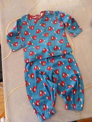 Koftalar, sviterlər: Uşaq üçün geyimlər. Türkiyədən alınmışdı -da lalafo.az — 15 Koftalar, sviterlər: Uşaq üçün geyimlər. Türkiyədən alınmışdı — 15