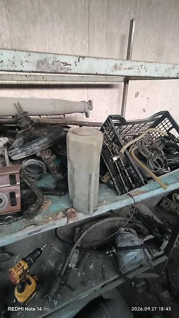 бачок омывателя спринтер: Бачок омывателя Mercedes-Benz, оригинал - Каталожный номер на — 1