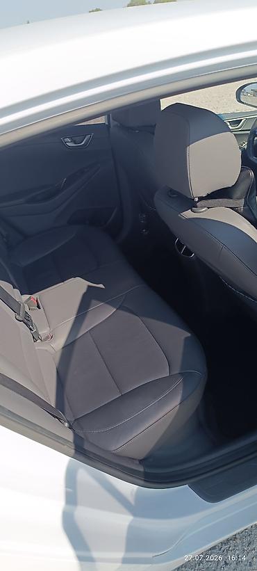 хендай ионик: Hyunda IONIQ гибрид — интерьер и оснащение - Мультимедийная система с — 6
