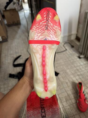сороконожки бутсы футбольные: Футбольные бутсы adidas Predator (коллекция с надписью Predator на — 2