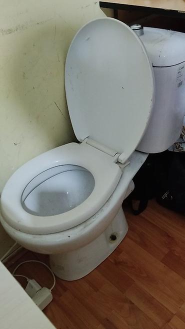 Santexnika: Unitaz və hamam aksesuarları dəsti ikisi biryerde satilir real alıcıa — 2
