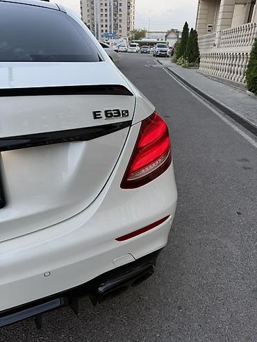 mercedes 500: Mercedes-Benz E-класс AMG: 2018 г., 4 л, Автомат, Бензин, Седан — 4