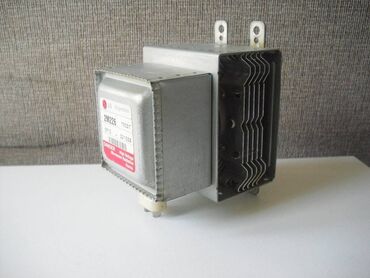 Mikrotalasne rerne: Delovi za mikrotalasne pecnice. Prodajem sve vrste delova za — 7