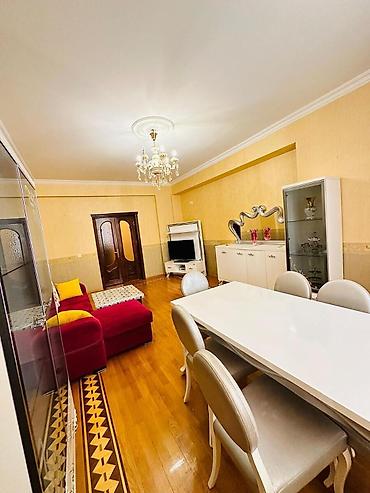 yeni ramanada ev: İcarəyə verilir 3 otaqlı yeni tikili 125 m², 8 Noyabr m. Kateqoriya — 5