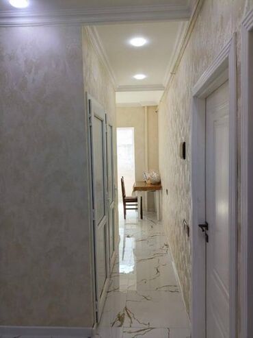 Kirayə mənzillər: Bakı, Köhnə Günəşli, 2 otaqlı, Köhnə tikili, m. Əhmədli, 60 kv. m