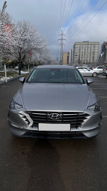 Hyundai: Hyundai Sonata: 2019 г., 2 л, Робот, Газ, Седан