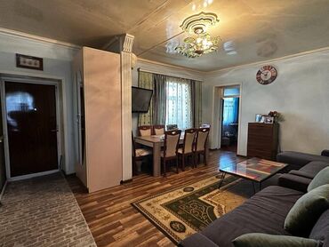 Həyət evləri və villaların satışı: Bakıxanov qəs. 2 otaqlı, 70 kv. m, Orta təmir — 4