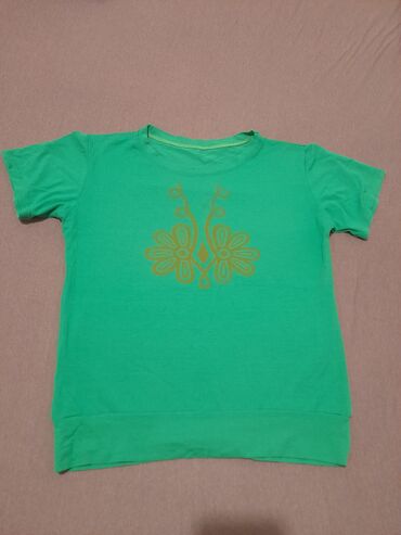 have a nike day majica: M (EU 38), L (EU 40), color - Green