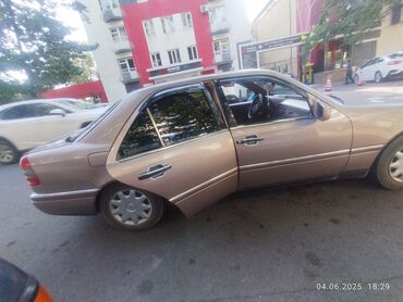 купить мерседес 210 в бишкеке: Mercedes-Benz : 1994 г., 1.8 л, Механика, Бензин, Седан