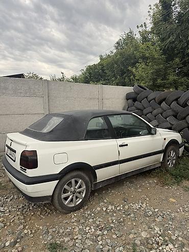9: Volkswagen Cabrio: 1994 г., 2 л, Механика, Бензин, Кабриолет — 3