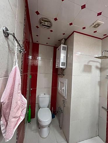 Mənzillər: 20 Yanvarda metroya 3- 4 dəqiqəlik məsafədə yerləşən 3 otaqlı evə 2 — 6