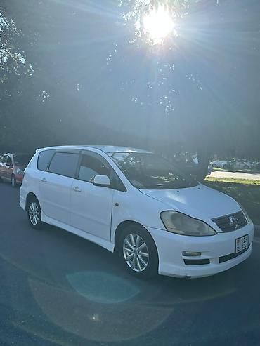 4: Toyota Ipsum: 2002 г., 2.4 л — 4