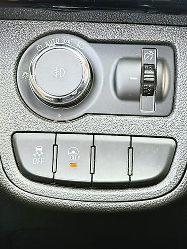 Chevrolet: Chevrolet Spark: 2016 г., 1 л, Вариатор, Бензин, Хэтчбэк — 8