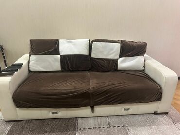 Modullu arabalar: Divan, İşlənmiş, Çatdırılma yoxdur