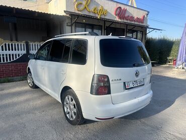 Volkswagen: Volkswagen Touran: 2018 г., 1.6 л, Механика, Бензин, Универсал at lalafo.kg — 2 Volkswagen: Volkswagen Touran: 2018 г., 1.6 л, Механика, Бензин, Универсал — 2