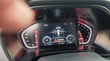 чуй: Changan CS75: 2025 г., 1.5 л, Робот, Бензин, Кроссовер — 5