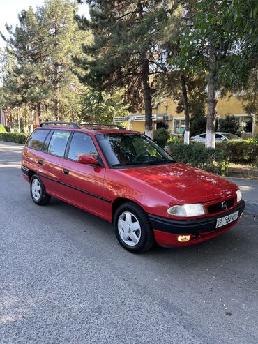 runx alex: Opel Astra: 1995 г., 2 л, Автоматтык, Бензин, Универсал