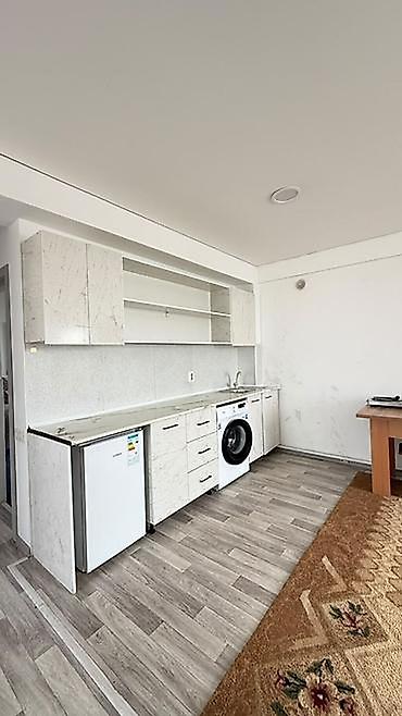 flat osh: Аламединский рынок Сдается 2х ком квартира Этаж: 3/3 Серия — 5