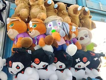 Мягкие игрушки — ассортимент персонажей - Плюшевые зверята и at lalafo.kg Мягкие игрушки — ассортимент персонажей - Плюшевые зверята и