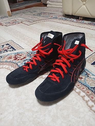 nike dunk: Мужские кроссовки, 44, Asics, Б/у, цвет - Черный, Платная доставка — 1