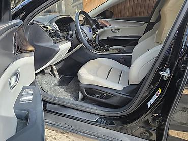 BYD: BYD E9: 2021 г. — 9