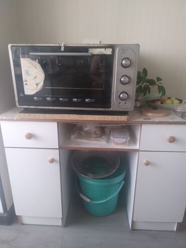 Кухонные плиты, духовки: Продам газ плита без духовки и отдельно духовку электрическую звонить