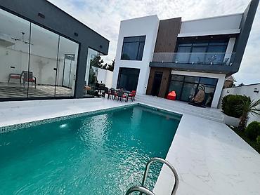 Günlük kirayə evlər: 250 kv. m, 5 otaqlı — 5