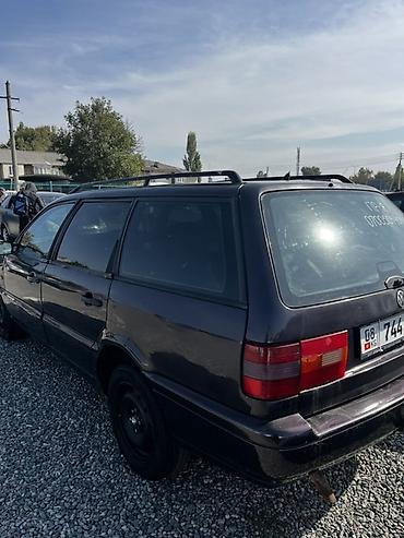 Volkswagen: Volkswagen Passat Variant: 1995 г., 2 л, Механика, Бензин, Универсал — 4