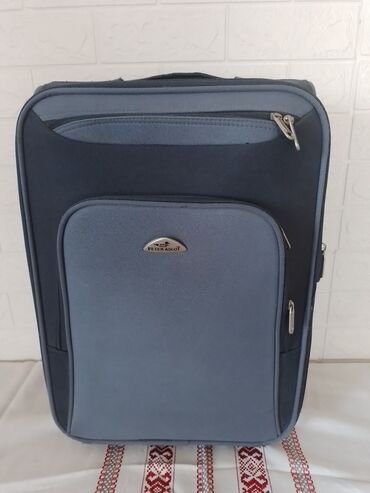 teksas jakne novi pazar: Novi kofer, visina je 44cmm,duzina je 32cm,sirina21cm