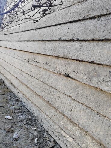 profnastil satışı: Beton basinkalar satılır rus istehsalıdır 250 ədəd var hasar idi