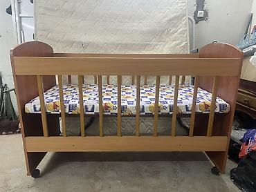 bed: Люлька, Б/у, Колыбель, Дерево, цвет - Коричневый, Самовывоз — 1