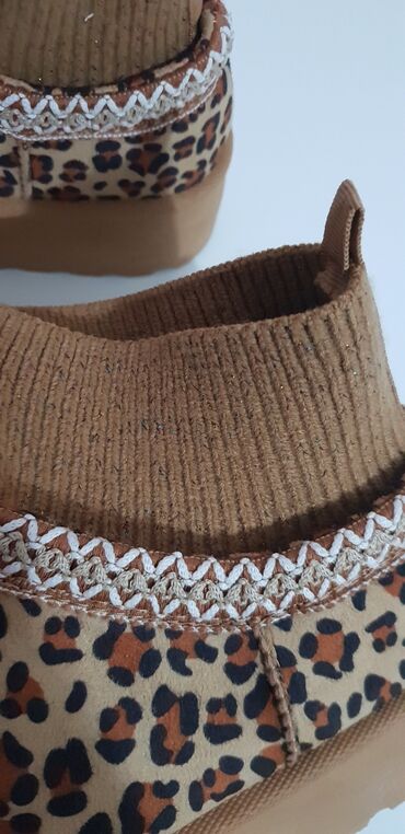 Čizme: Čizme, 40 — 6