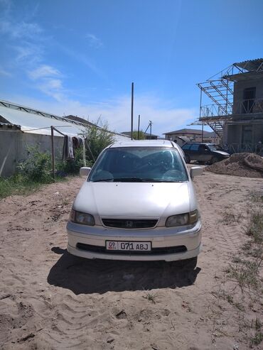 японский автомобиль: Honda Odyssey: 1998 г., 2.3 л, Автомат, Бензин, Минивэн