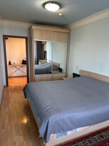 Uzunmüddətli kirayə mənzillər: Bu kirayə mənzil rahat yaşayış üçün uyğun geniş bir otaq təklif edir — 6