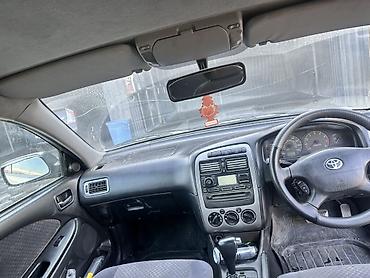 rover 827: Toyota Avensis: 2001 г., 1.8 л, Автомат, Бензин, Лифтбек — 5
