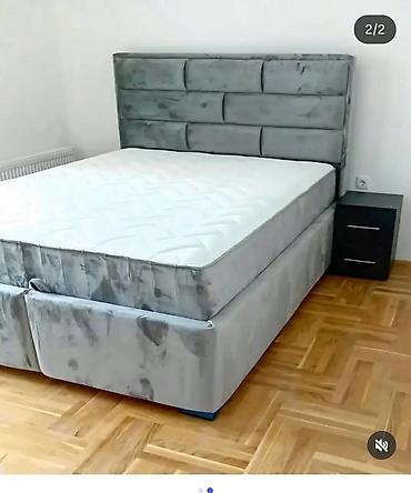 rucice za ormane: Tapacirani bračni krevet sa visokim, segmentnim uzglavljem i dušekom — 1