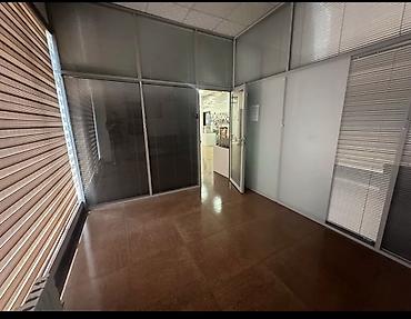 Аренда офисов: Аренда офисов, 137 м², В жилом комплексе, 1 линия, С отдельной кухней, С отдельным входом — 11