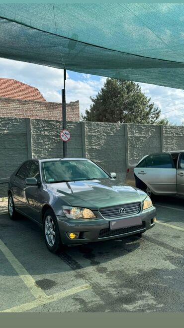 задний мос москвич: Lexus IS: 2001 г., 2 л, Автомат, Бензин, Седан