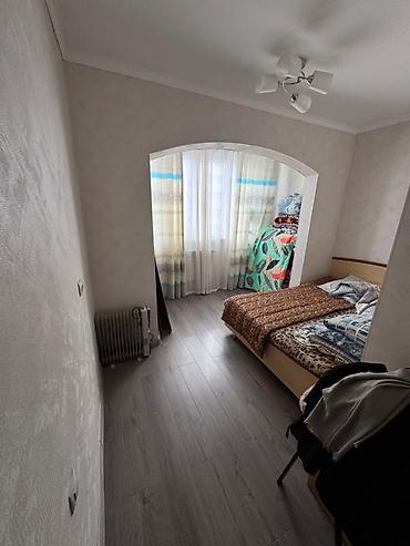 7 мкр: 4 комнаты, 106 м², Кок-Жар мкр 106 серия улучшенная, 7 этаж, Свежий ремонт — 3