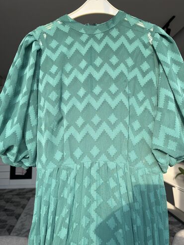 Ziyafət donları: Asosdan alinib. Ingiltereden getirilib. Alış qiymətlərini qeyd edirem — 7