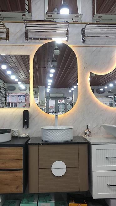 işıqlı güzgü: Güzgü Divar üçün, Oval, Dekorativ, Arxa işıqlı — 7